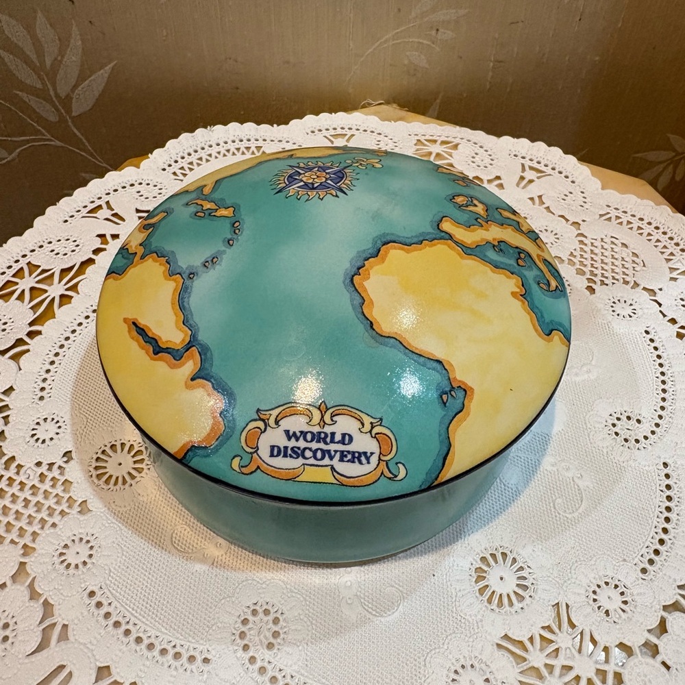 Tiffany & Co. Tauck World Discovery Globe ~ Map Porcelain Trinket Box ~ 🇫🇷
